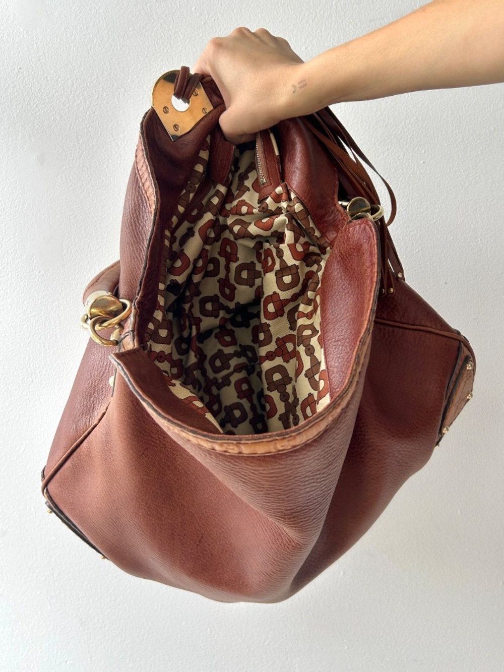 Gucci Indy brown bag *AUTHENTICATED* - Picture 9 of 12
